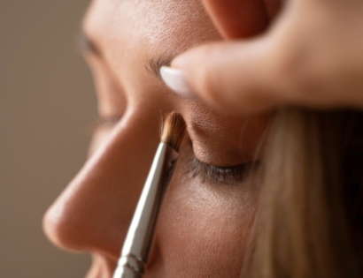 Nanošenje šminke na kapke